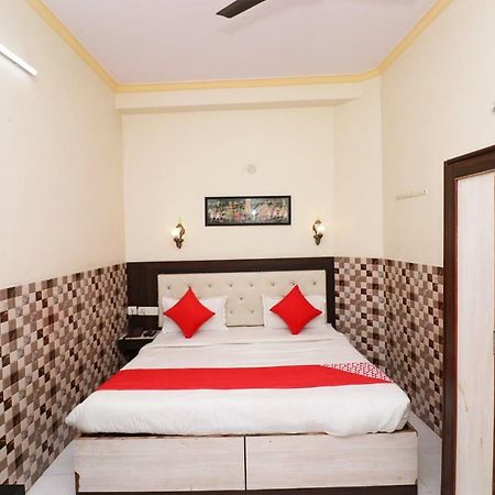 Fabhotel Sarwan Агра Екстер'єр фото