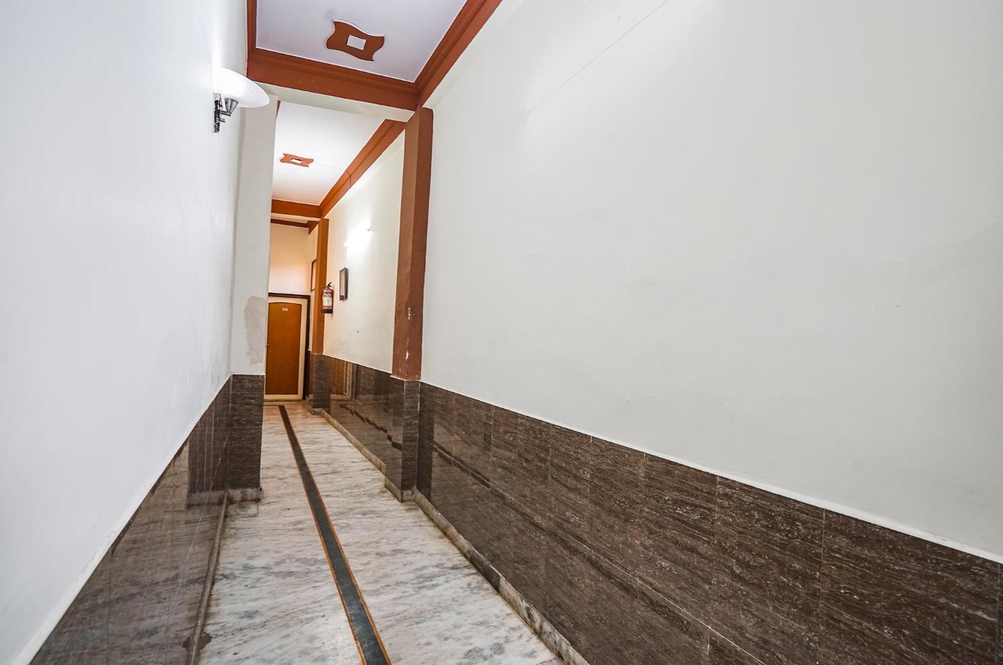 Fabhotel Sarwan Агра Екстер'єр фото