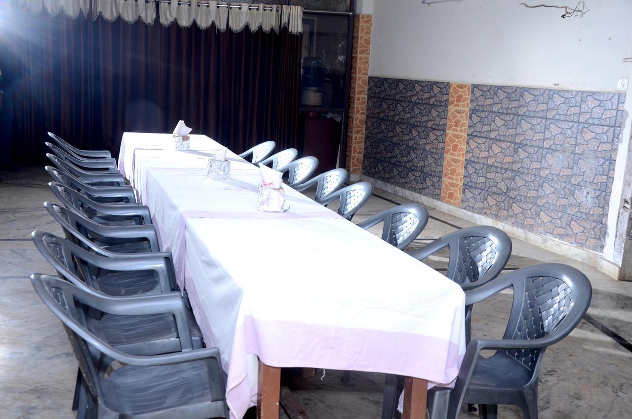 Fabhotel Sarwan Агра Екстер'єр фото