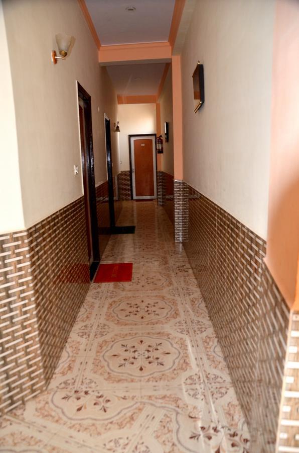 Fabhotel Sarwan Агра Екстер'єр фото