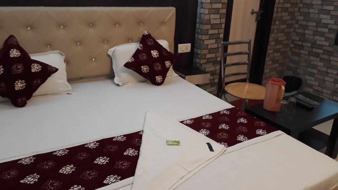 Fabhotel Sarwan Агра Екстер'єр фото