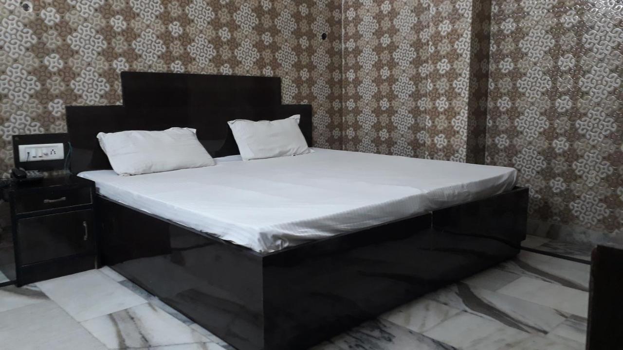 Fabhotel Sarwan Агра Екстер'єр фото