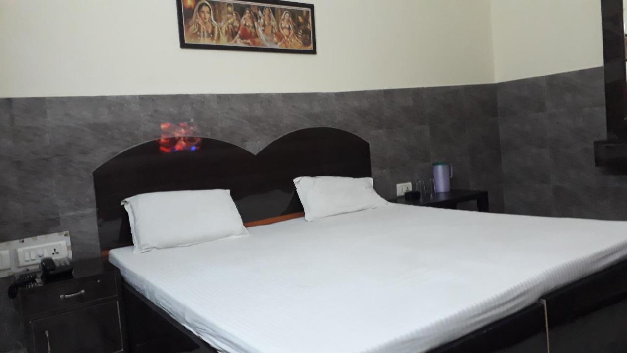 Fabhotel Sarwan Агра Екстер'єр фото