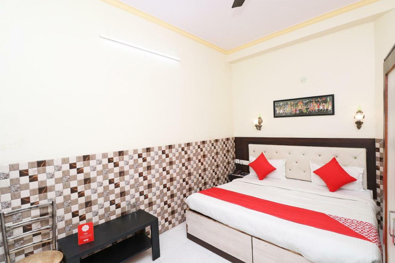 Fabhotel Sarwan Агра Екстер'єр фото